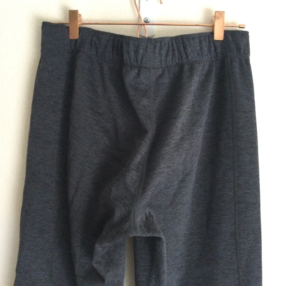 NIKE Women’s Therma All Time Training Pants Gray Sz Medium